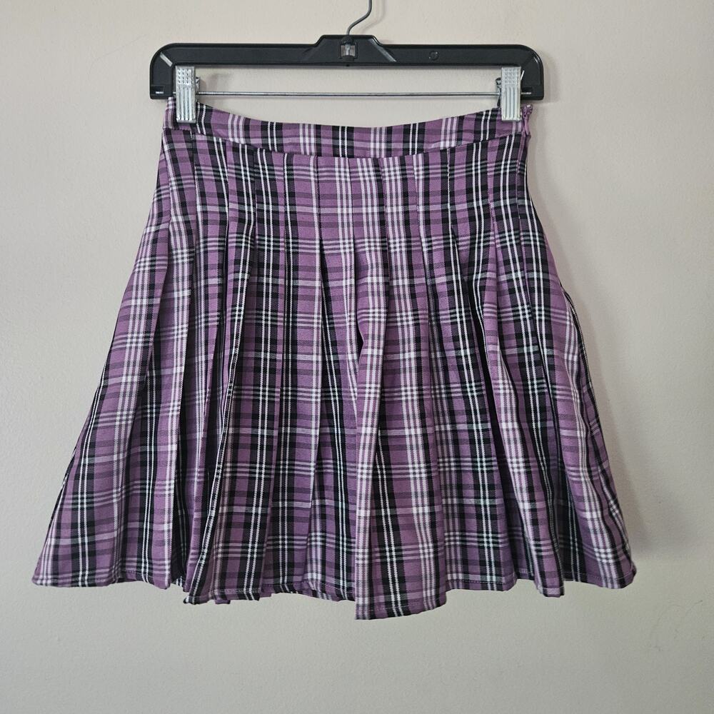 Freestyle Revolution Size M School Girl Skirt Plaid Pleated Short Purple